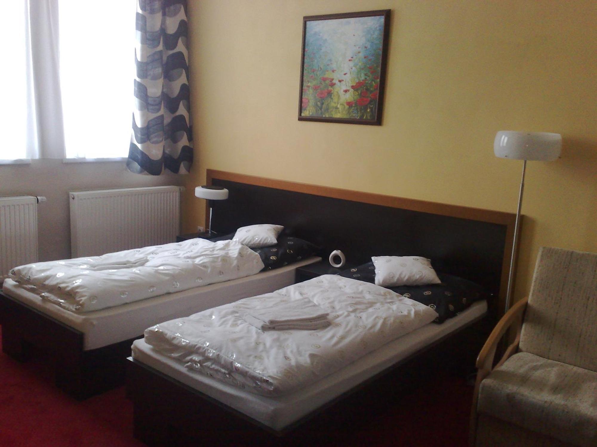 Guest House Penzion Fortuna Tvrdosin Esterno foto