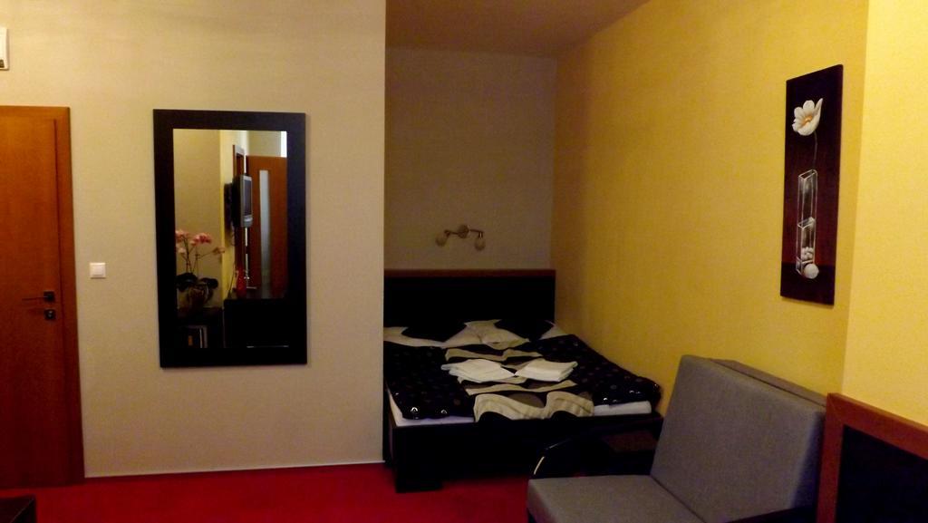 Guest House Penzion Fortuna Tvrdosin Camera foto