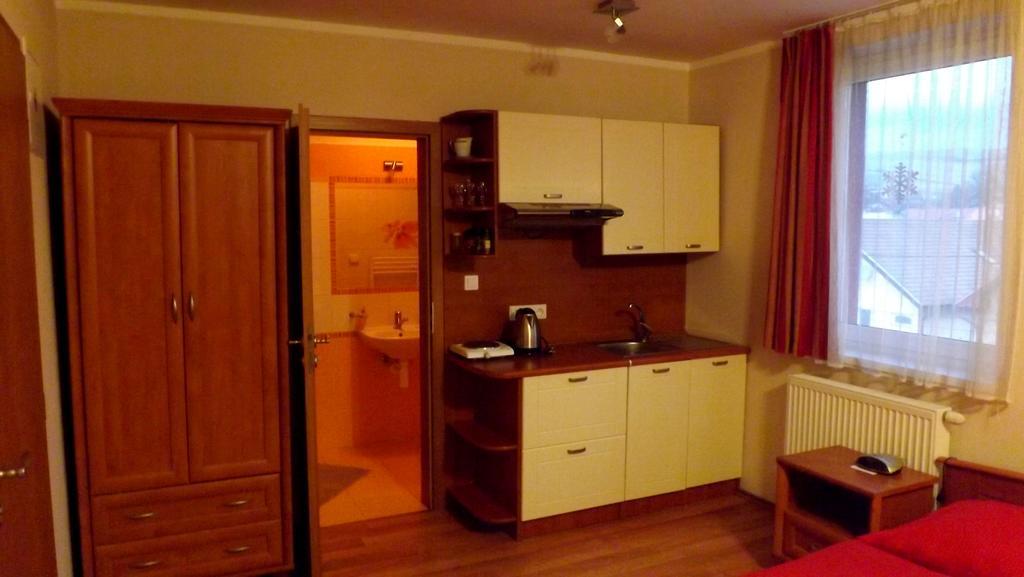 Guest House Penzion Fortuna Tvrdosin Camera foto